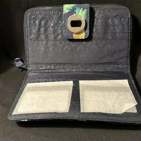 Vera Bradley RFID Turnlock Wallet - Toucan Party (NWT) - Picture 3 of 6